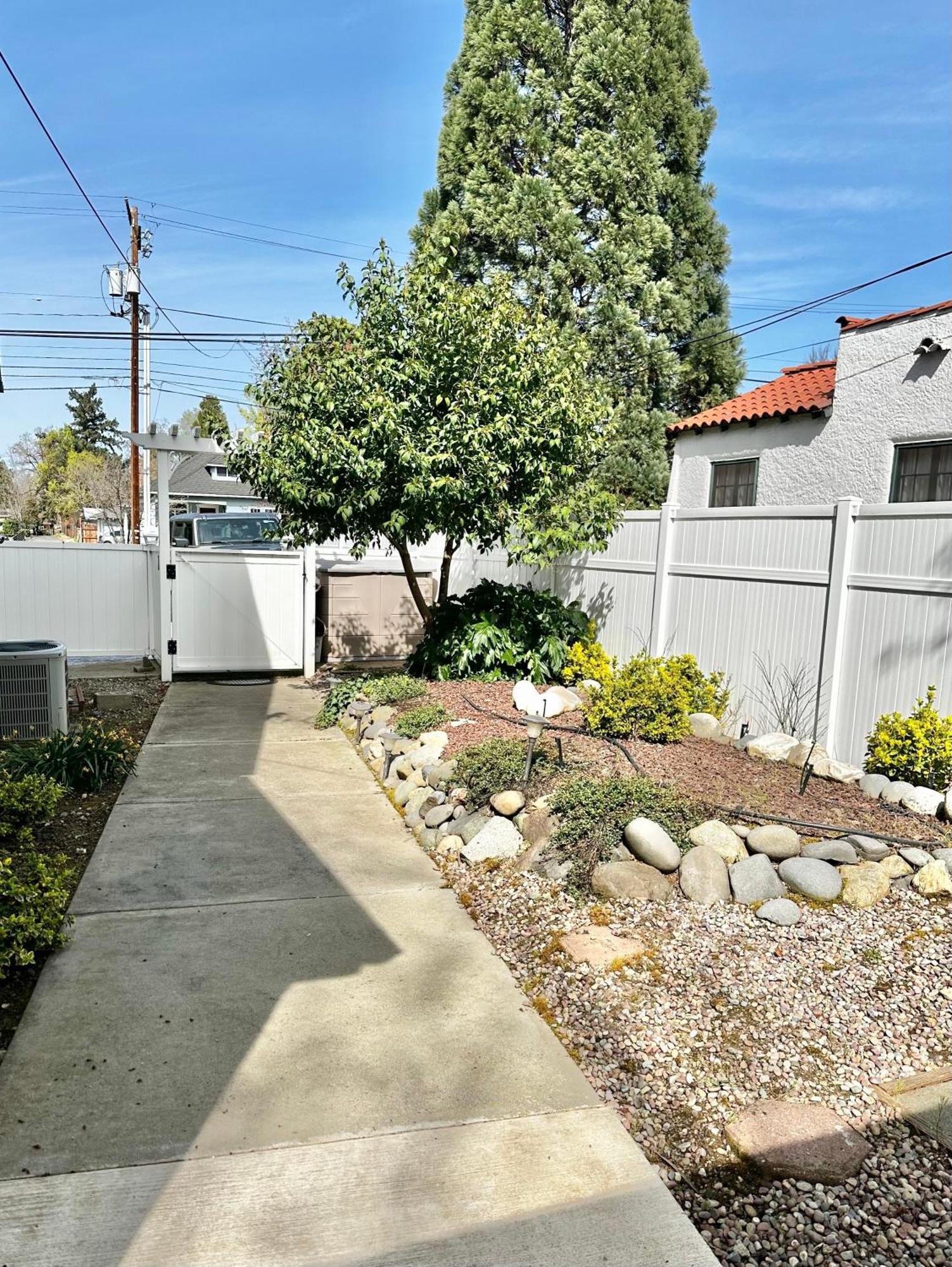 Near Downtown- Kitchen-Washerdryer-Parking Hotel Medford Exterior photo